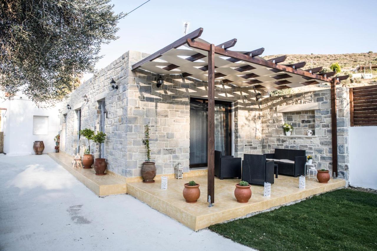 Villa Mira Kamilari Exterior foto